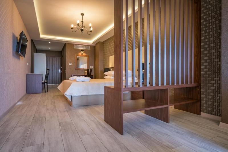 Elegance  Luxury Executive Suites - Oda
