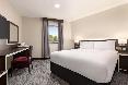 Ramada by Wyndham Cobham oda fotoğrafı