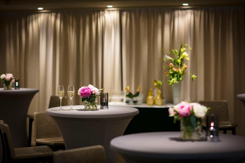 Holiday Inn Amsterdam-Arena Towers - Toplantı