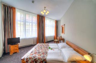 Palac U Kocku otel fotoğrafı