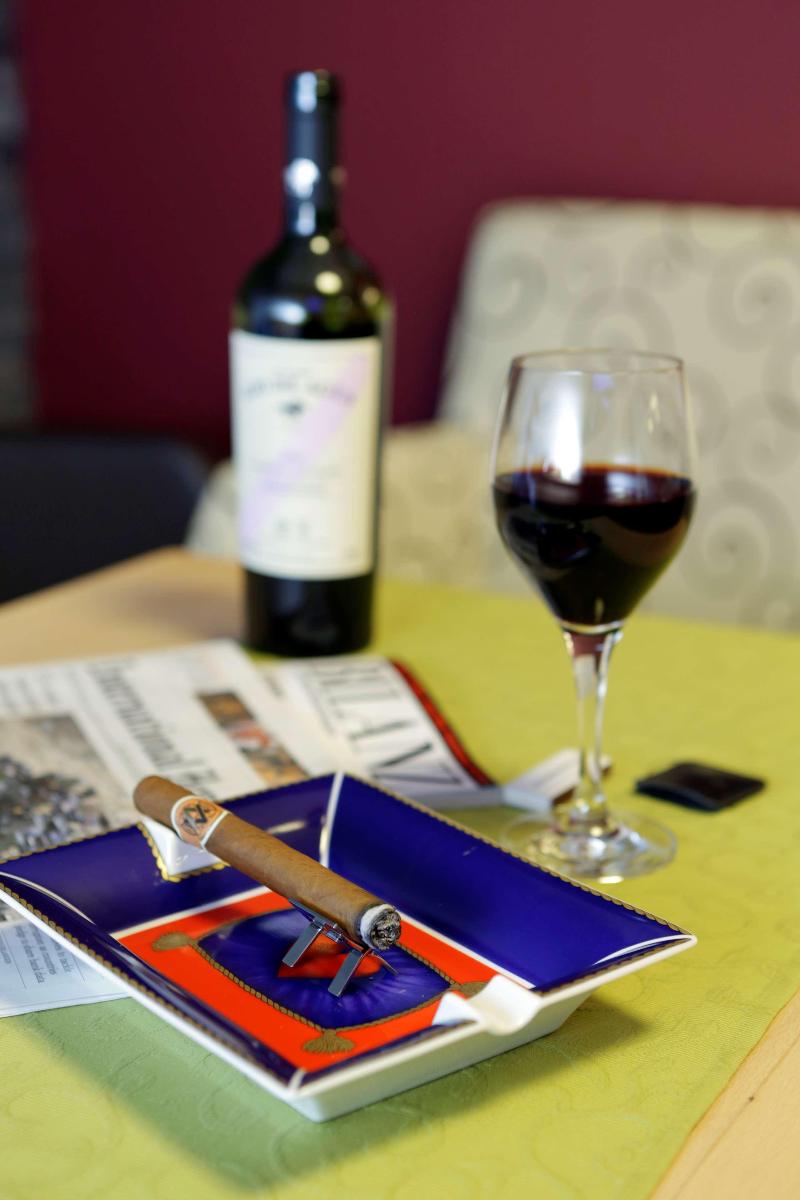 Best Western Plus Hotel Bahnhof - Bar