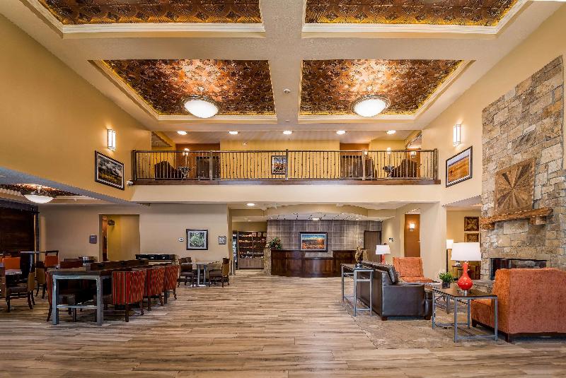 Best Western Plus Hotel Bahnhof - Lobi
