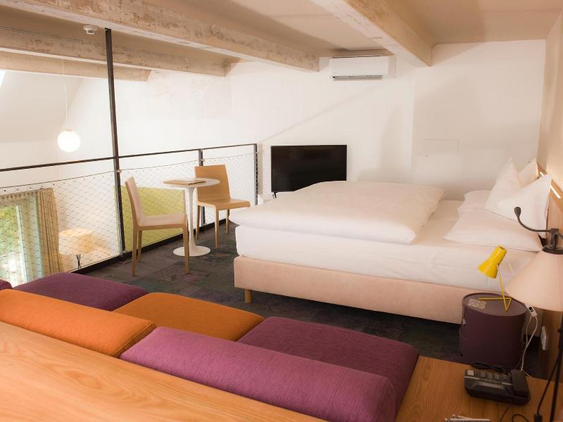 At the Park Hotel - Oda