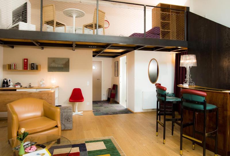 At the Park Hotel - Oda