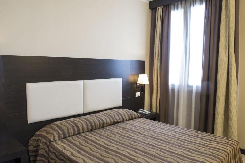 Hotel Corte Business - Oda