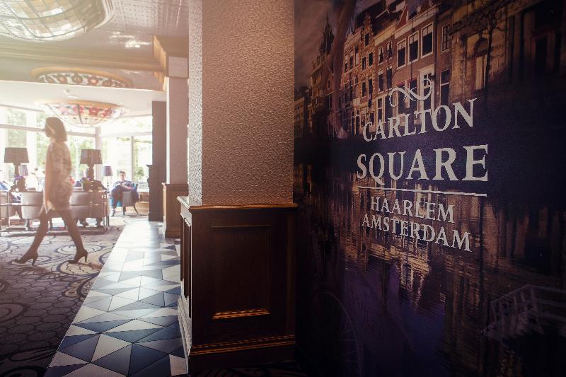 Carlton Square - Lobi