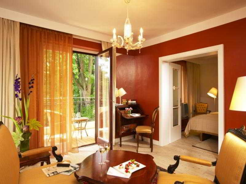 Pytloun Schlosshotel Weikersdorf - Oda