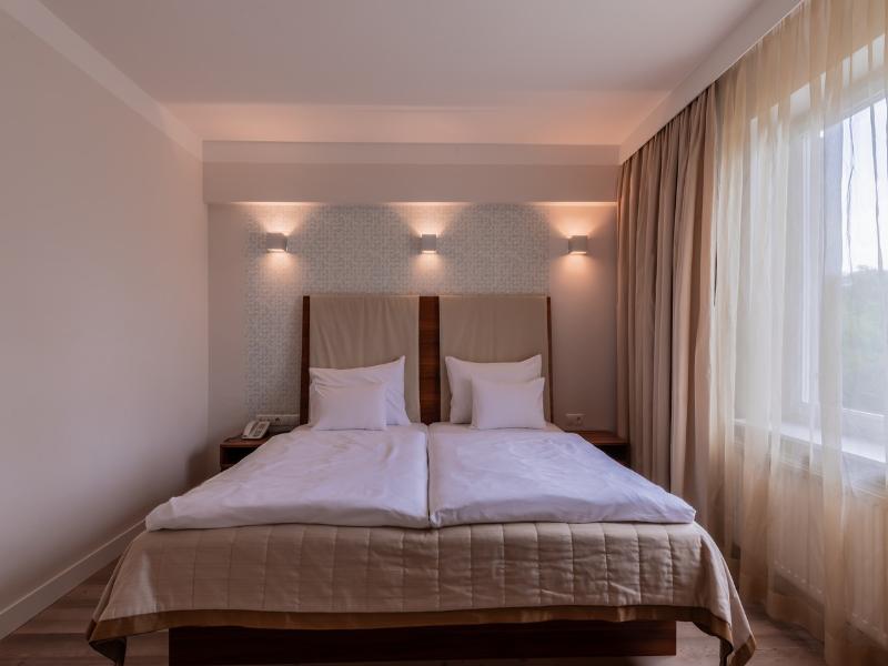 Pytloun Schlosshotel Weikersdorf - Oda
