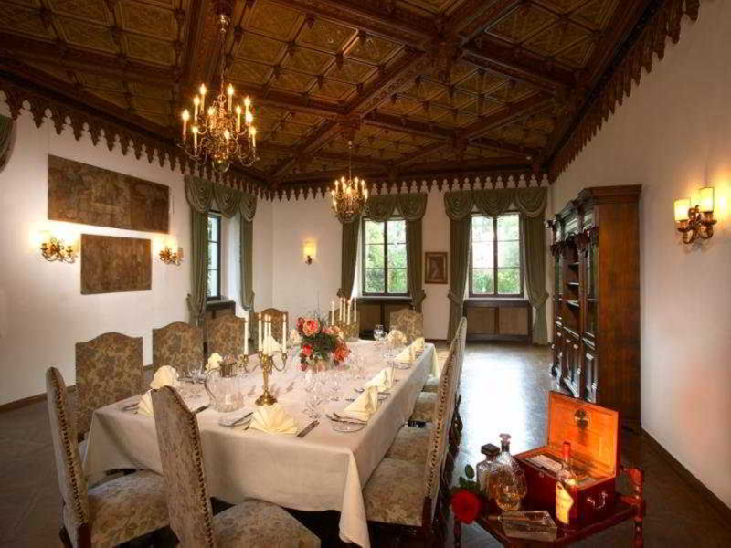 Pytloun Schlosshotel Weikersdorf - Restoran