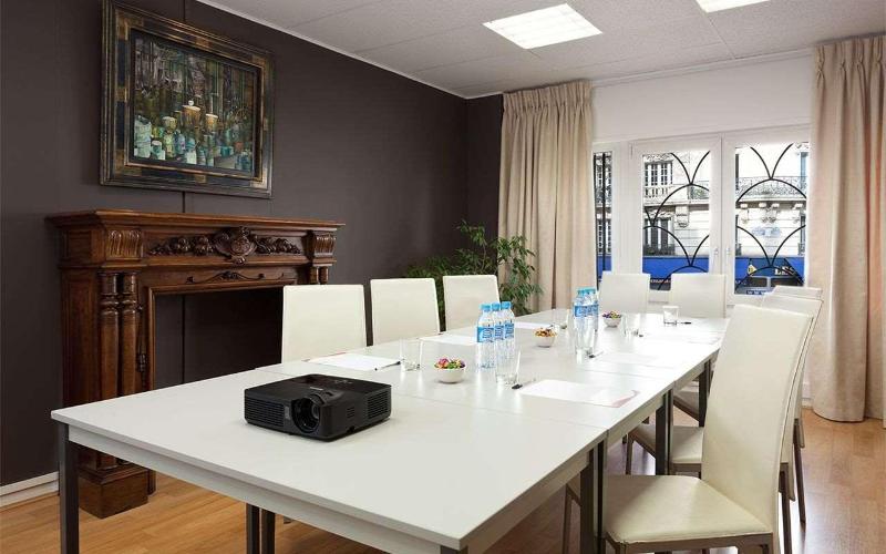 Hôtel Sleeping Belle - Toplantı