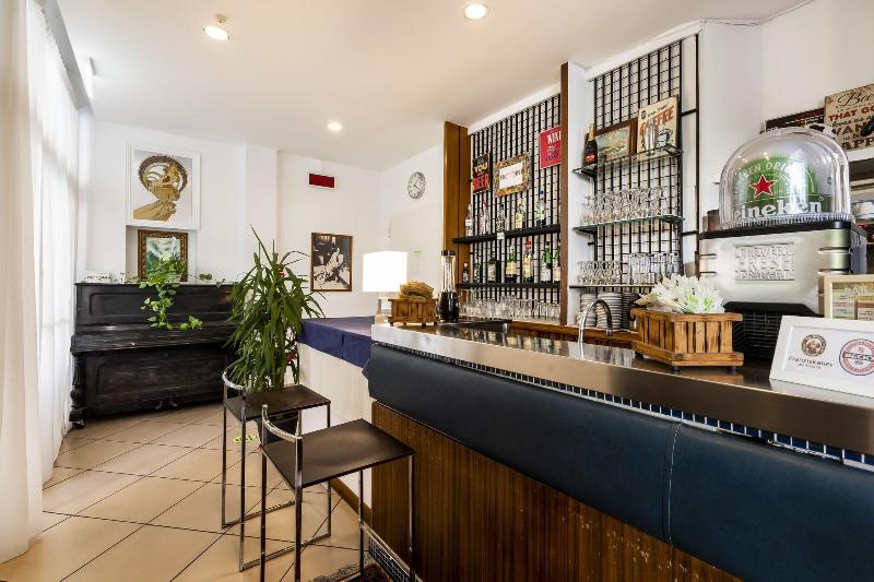 Ausonia - Bar