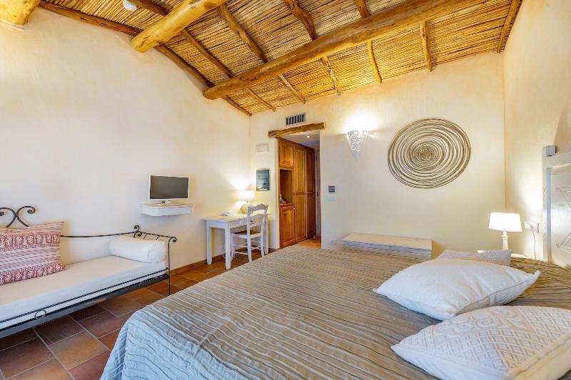 Hotel S'Olias - Oda