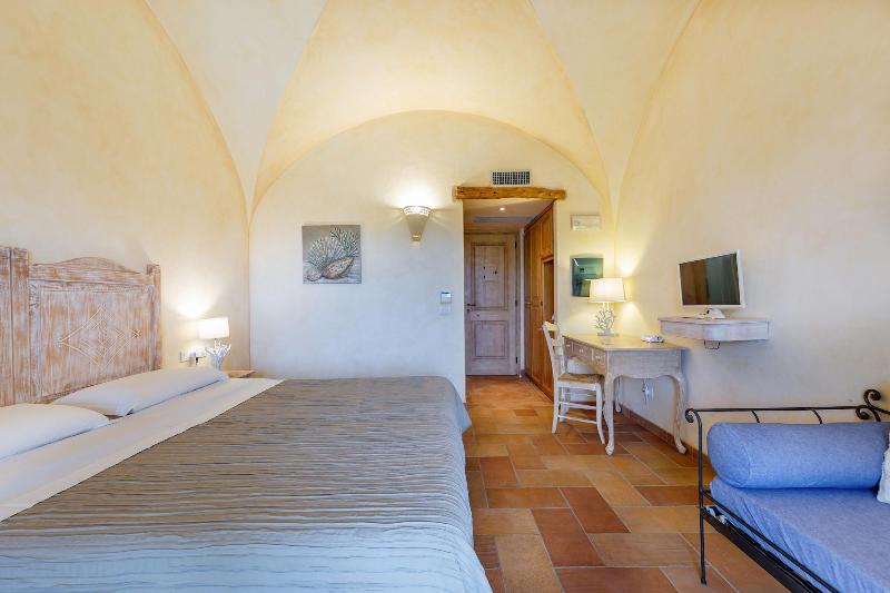 Hotel S'Olias - Oda