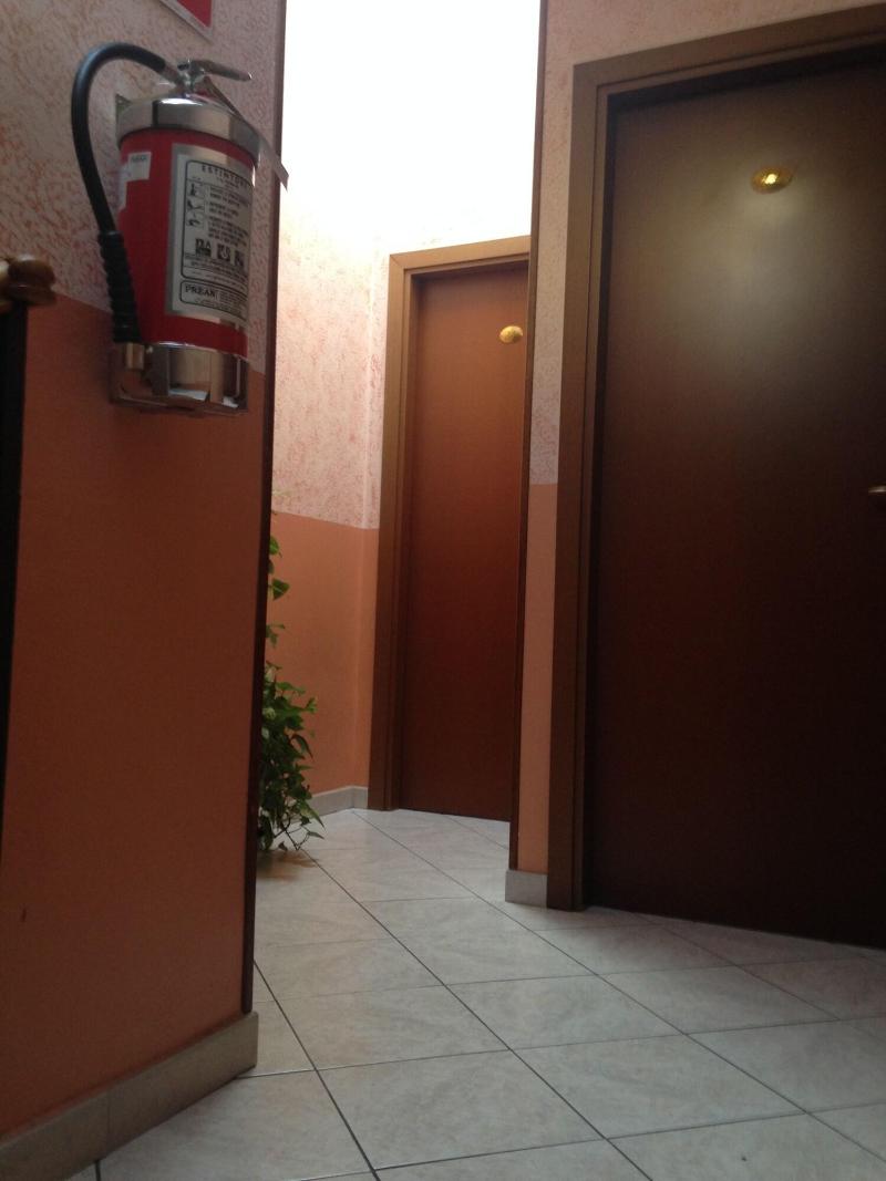 Hotel La Caravella   Milano - Lobi
