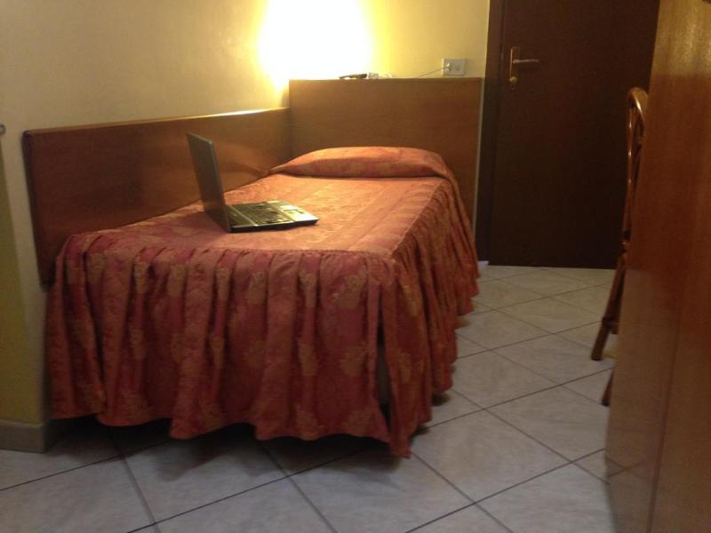 Hotel La Caravella   Milano - Genel