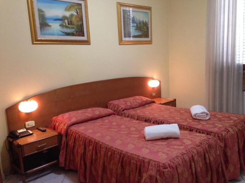 Hotel La Caravella   Milano - Genel