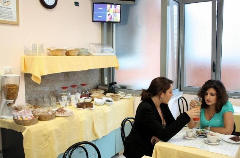 Hotel La Caravella   Milano - Restoran
