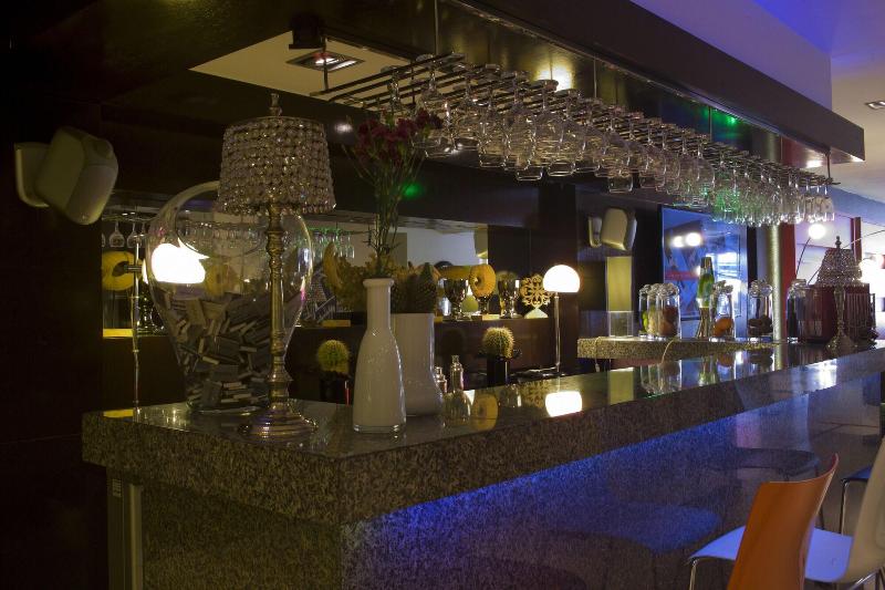 My Hotel   Izmir - Bar