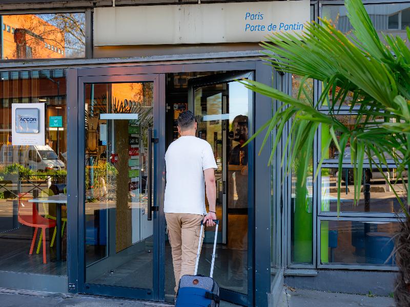 ibis budget Paris Porte de Pantin - Lobi