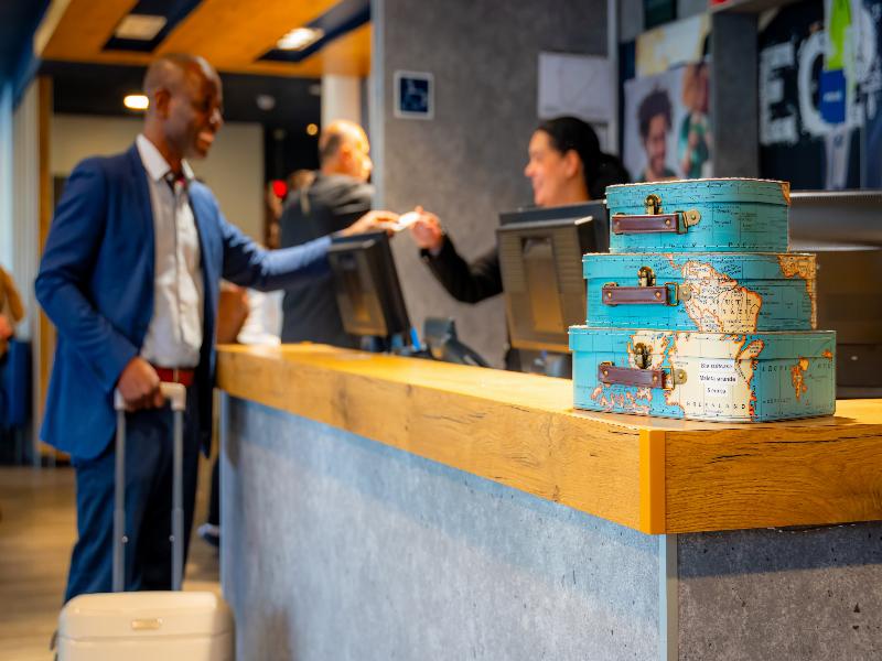 ibis budget Paris Porte de Pantin - Lobi