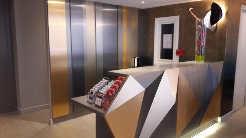 Hotel D'Amiens - Lobi