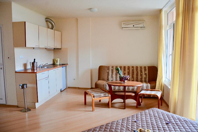 Rainbow 2 holiday complex - Oda
