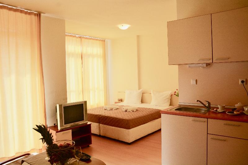 Rainbow 2 holiday complex - Oda