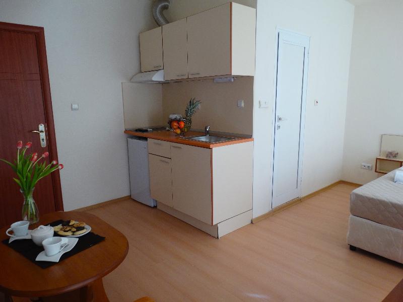 Rainbow 2 holiday complex - Oda
