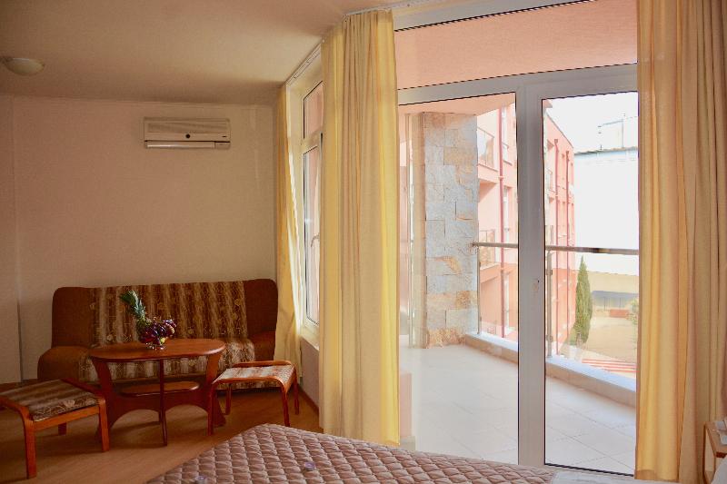 Rainbow 2 holiday complex - Teras