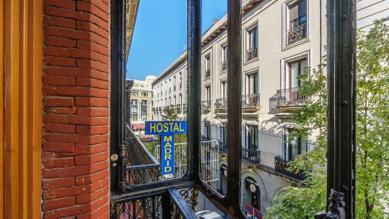 Hostal Madrid - Teras