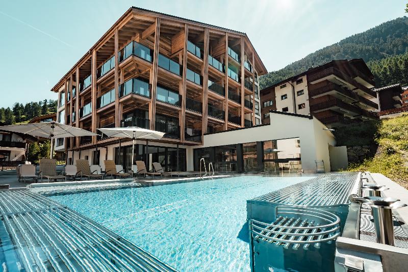 Resort La Ginabelle - Havuz