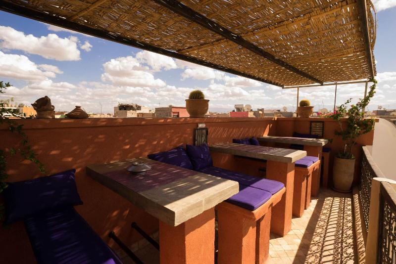 Riad Houdou - Genel
