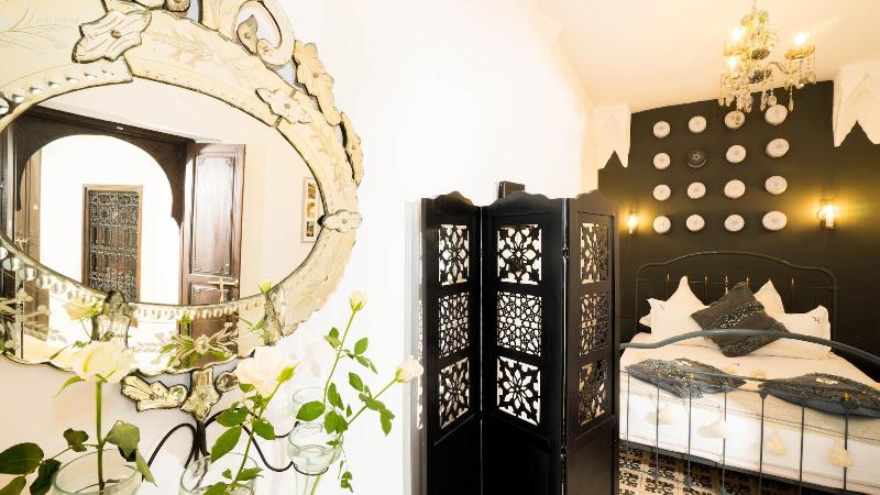 Riad Houdou - Oda