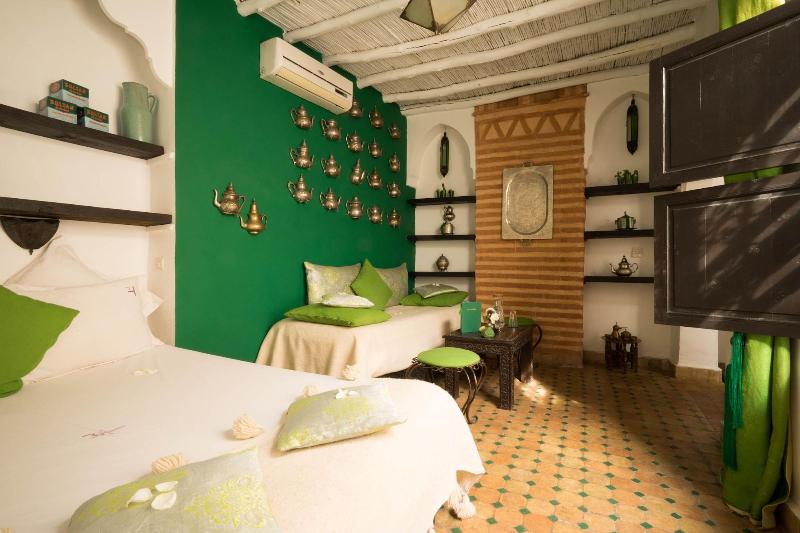 Riad Houdou - Oda