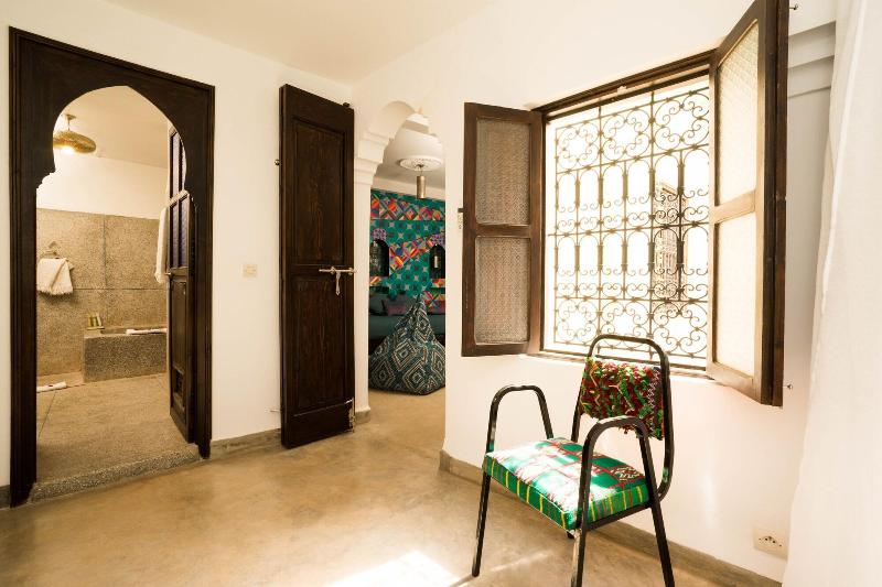 Riad Houdou - Oda