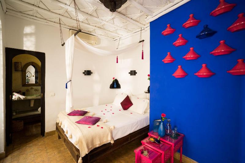Riad Houdou - Oda