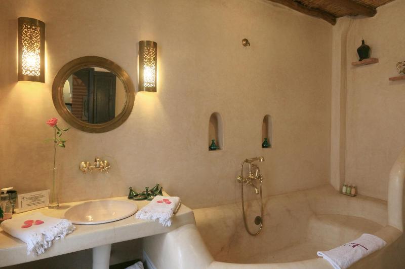 Riad Houdou - Oda