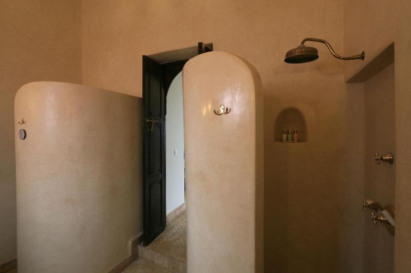 Riad Houdou - Oda