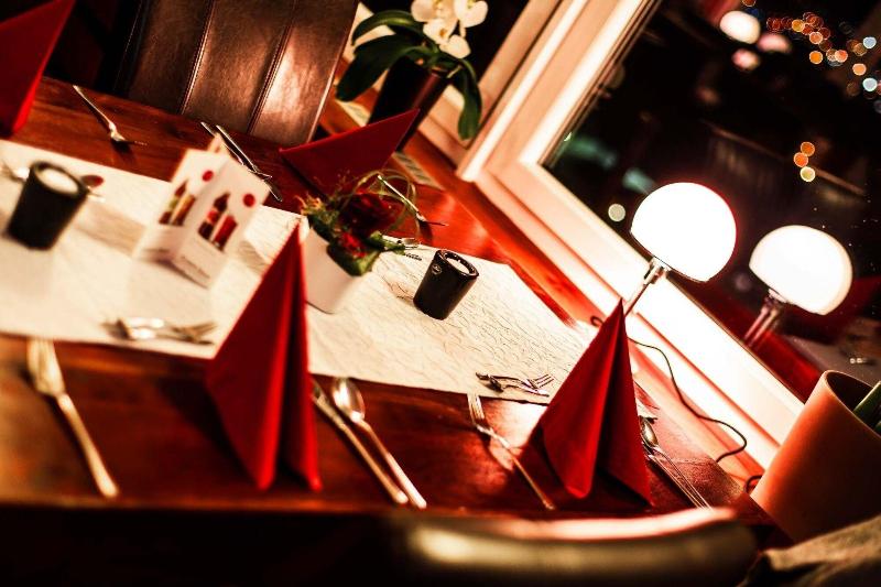Sky Hotel Merseburg - Restoran
