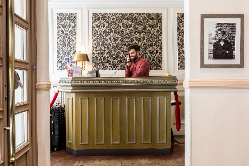 Boronali  Hotel - Lobi