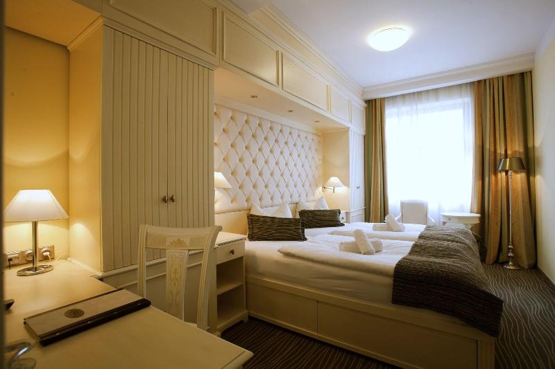 Hotel Ambiente Wellness & Spa   Karlovy Vary - Oda