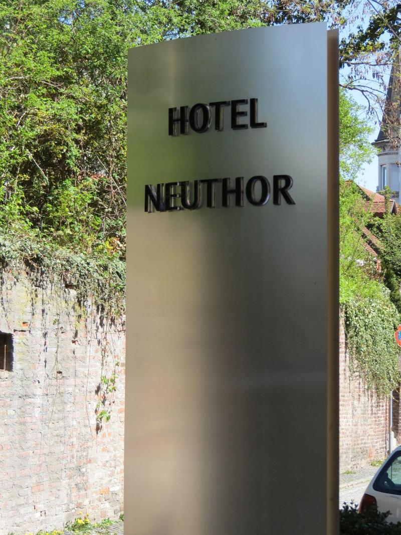 Neuthor Hotel - Genel