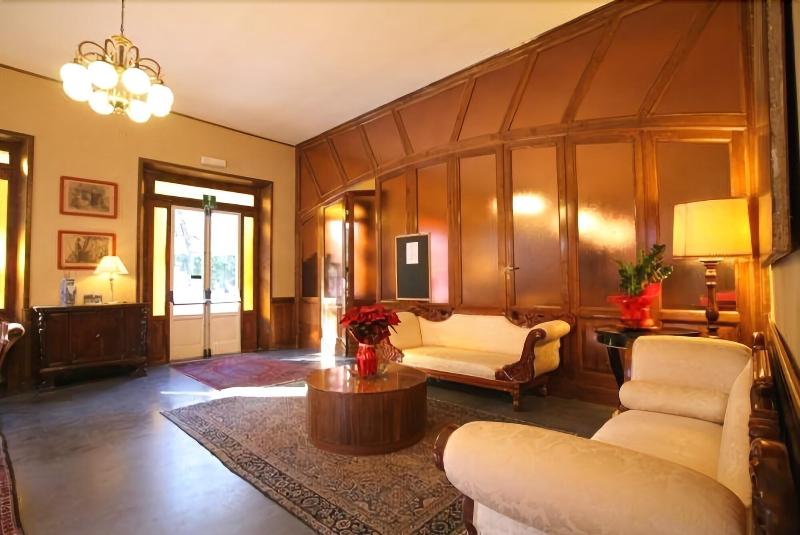 Hotel Roma   Scanno - Lobi