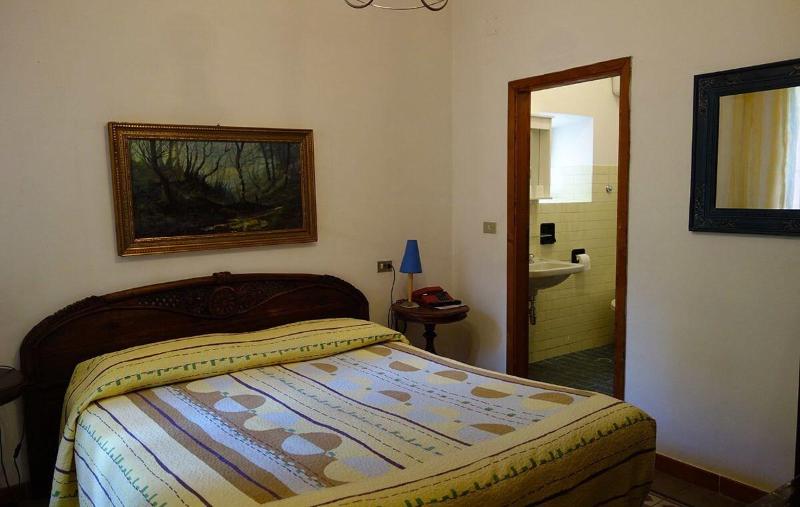 Hotel Roma   Scanno - Oda