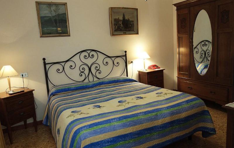 Hotel Roma   Scanno - Oda