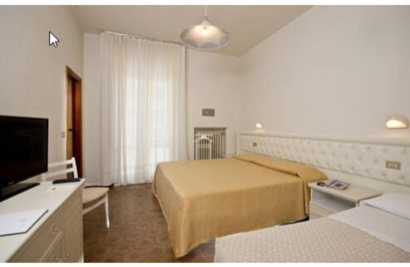 Hotel Diplomatic - Oda