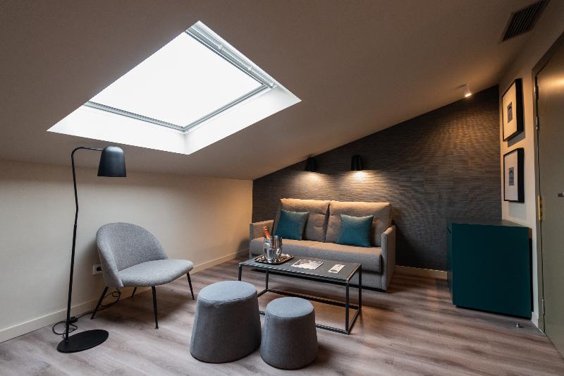 Atenea Rekord Suites - Oda