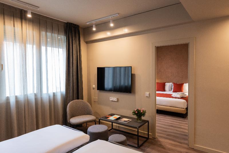 Atenea Rekord Suites - Oda