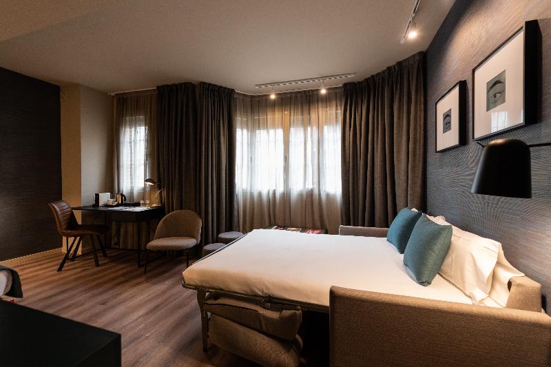 Atenea Rekord Suites - Oda