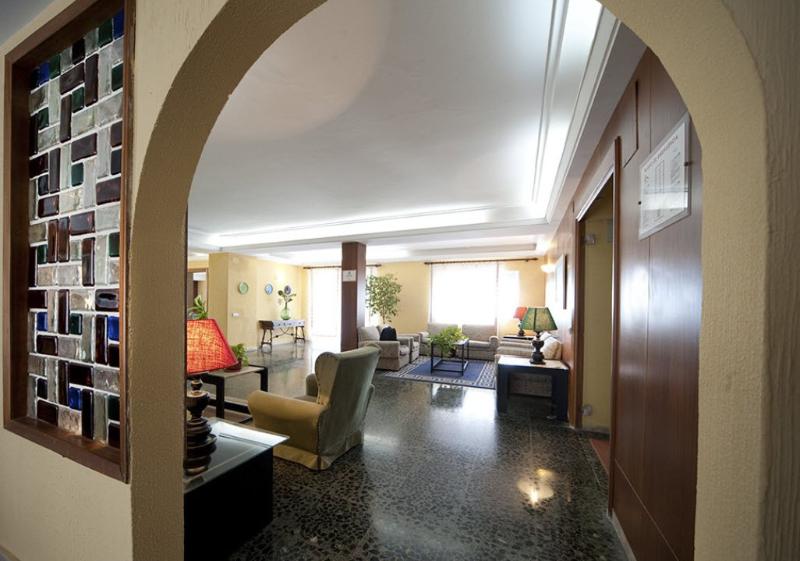 Hotel Pato Rojo - Lobi